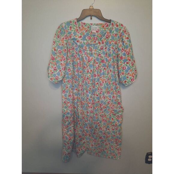 Vintage Kelly Reed Women's size 20W Plus 1970s House Coat - Picture 1 of 3